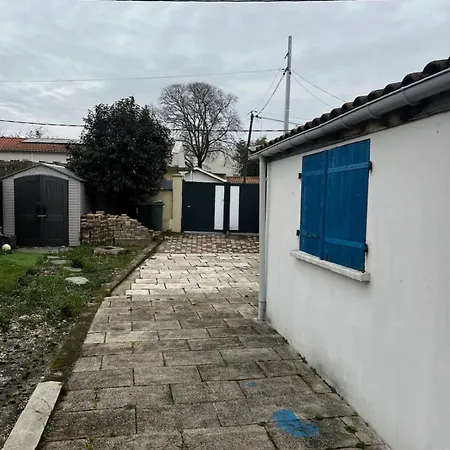 La Maison Teranga Au Bourg De Holiday home *