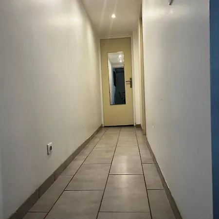La Maison Téranga Au Bourg De *